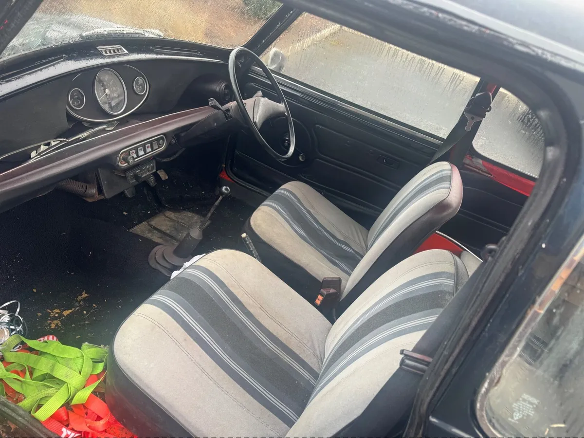 Austin Mini 1980 - Image 2
