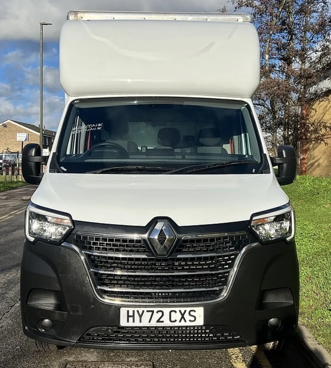 2022 Renault Master Curtain Sider Van - Image 2
