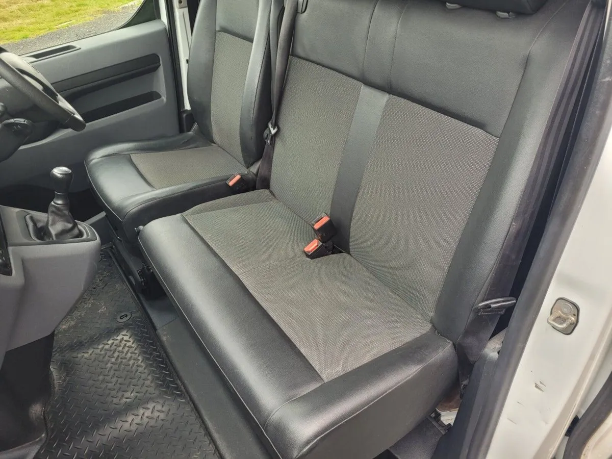 Toyota Proace COMPACT GL 1.6 D 3 SEATER *NO VAT* - Image 2