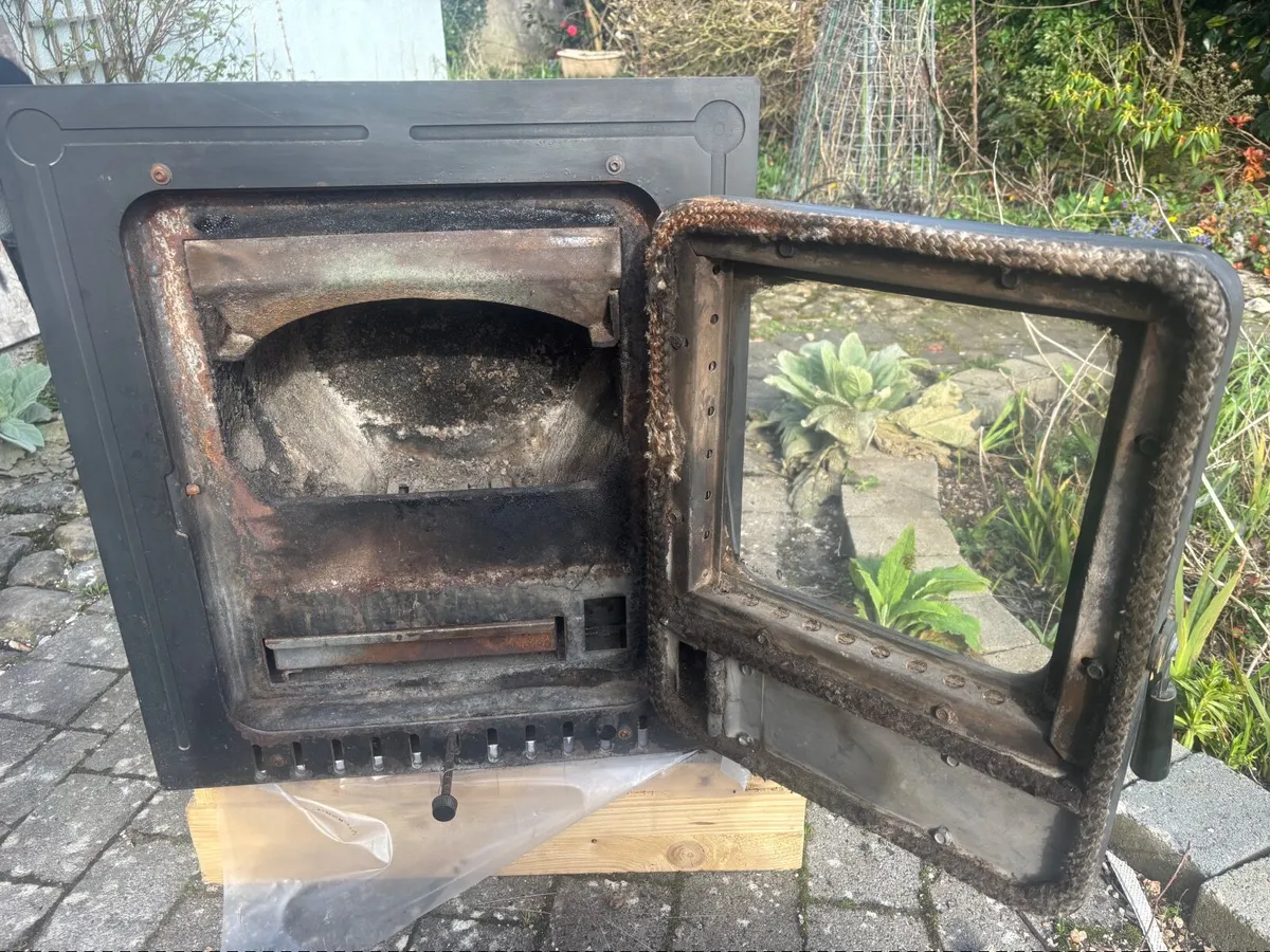 Insert Stove - Image 2