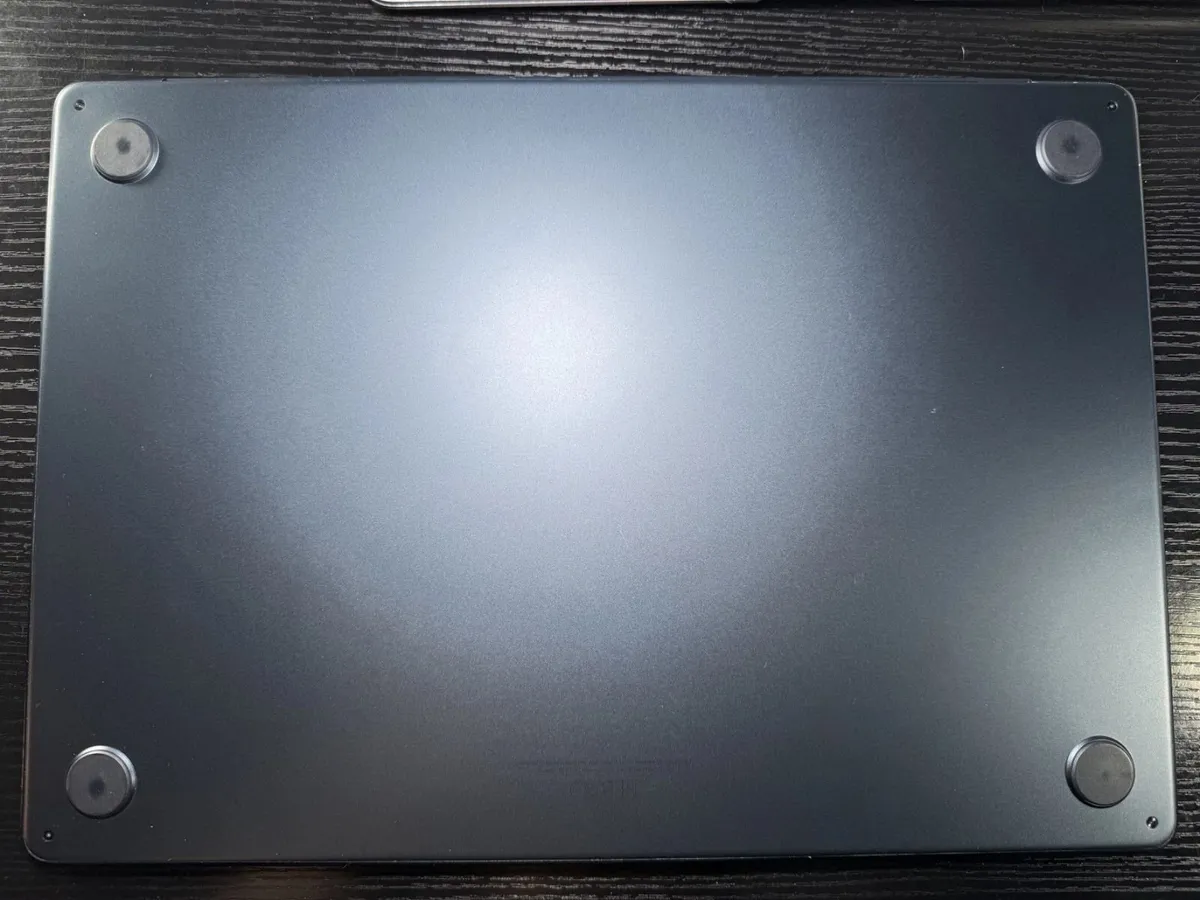 Apple MacBook Air 2024 15-inch M3, 16GB RAM - Image 4