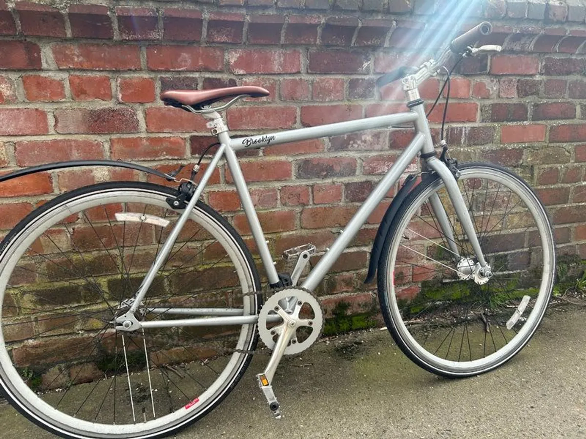 Unisex fixie bicycle - Image 1