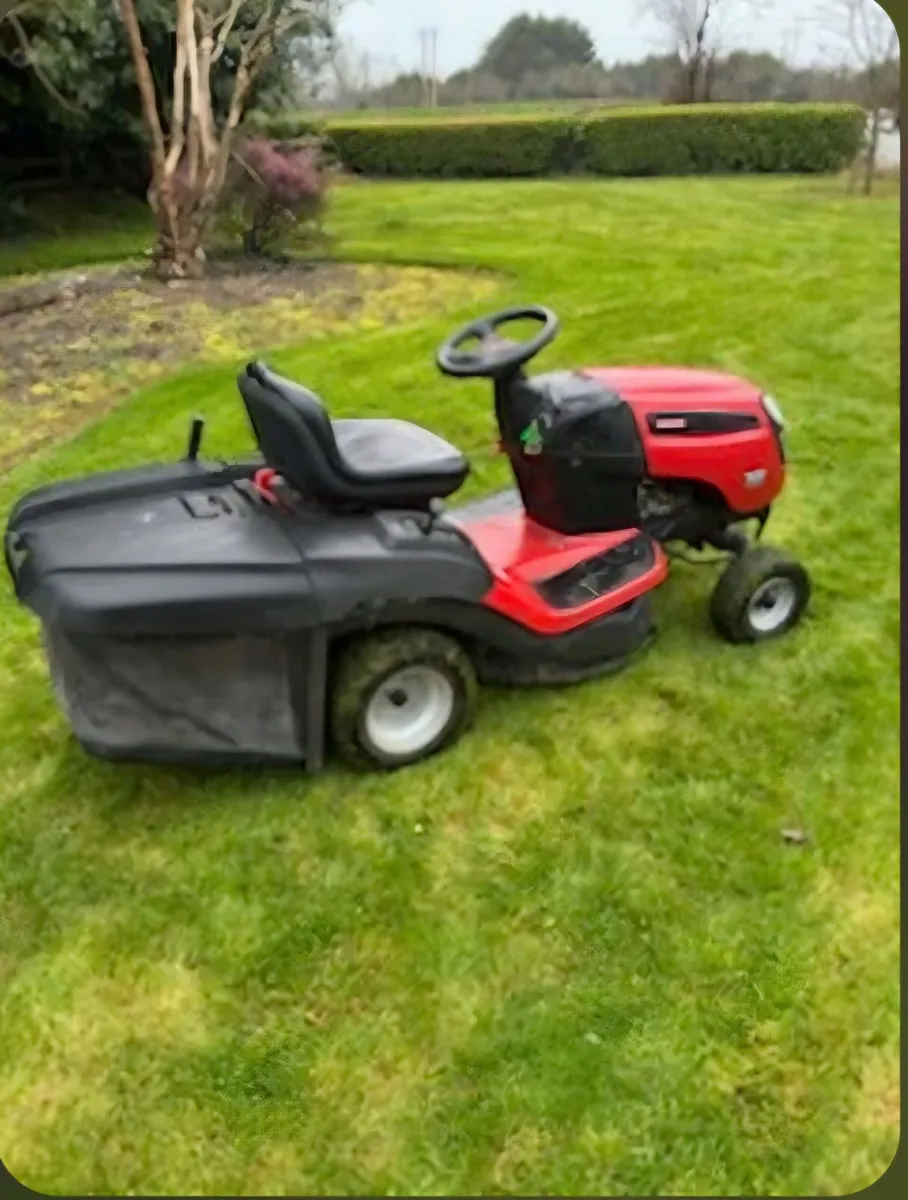 Ride on Lawn mower - Image 4