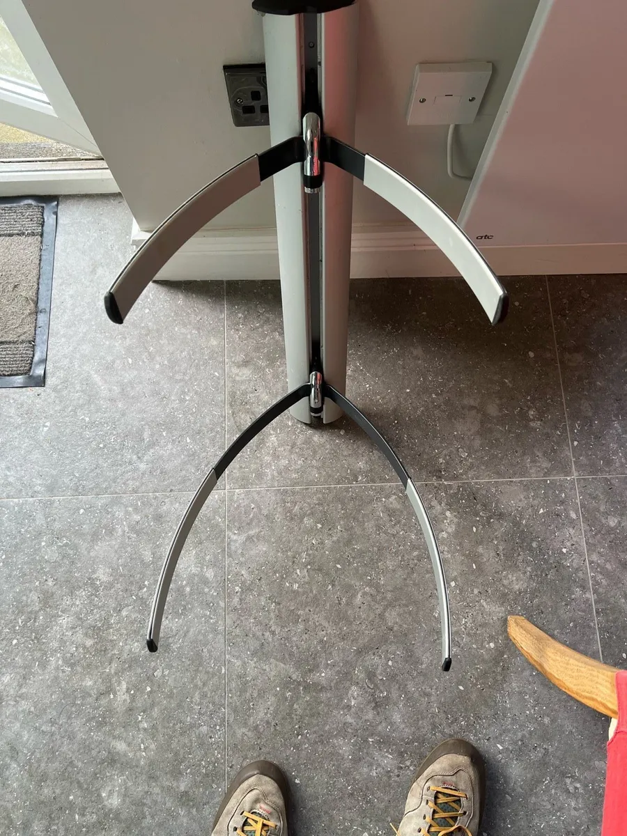 Wall Bracket - Image 1