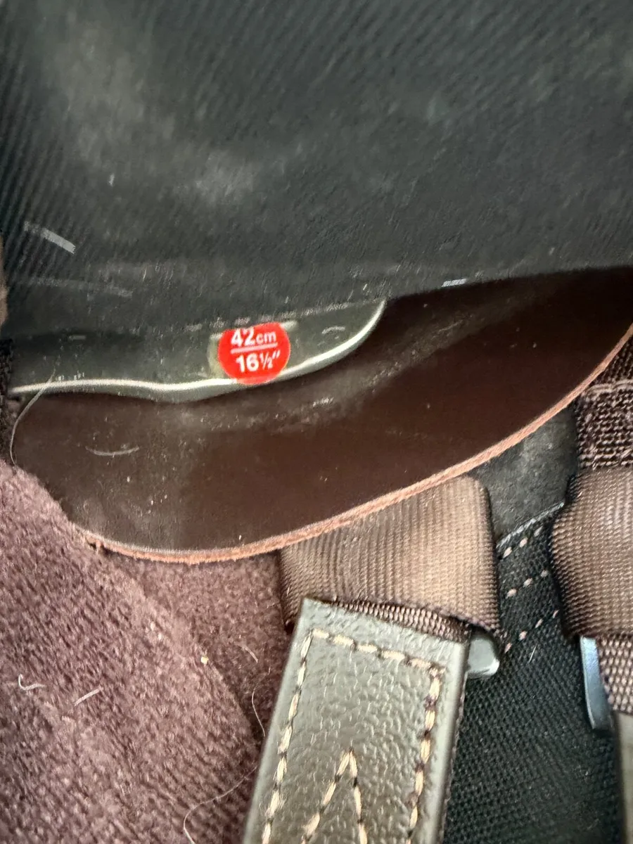 Wintec Wide Saddle - Image 1