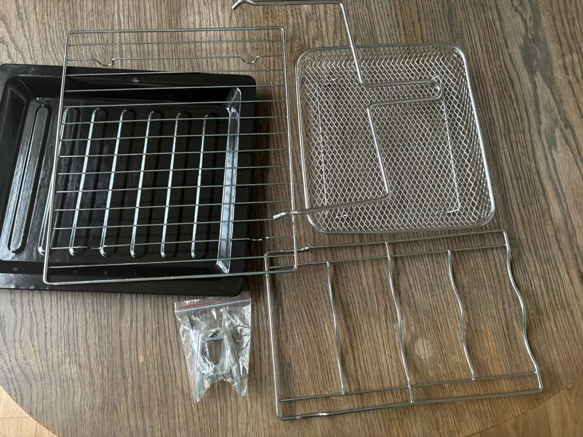 Salter MultiFunctional 5-in-1 Air Fryer Oven - Image 4