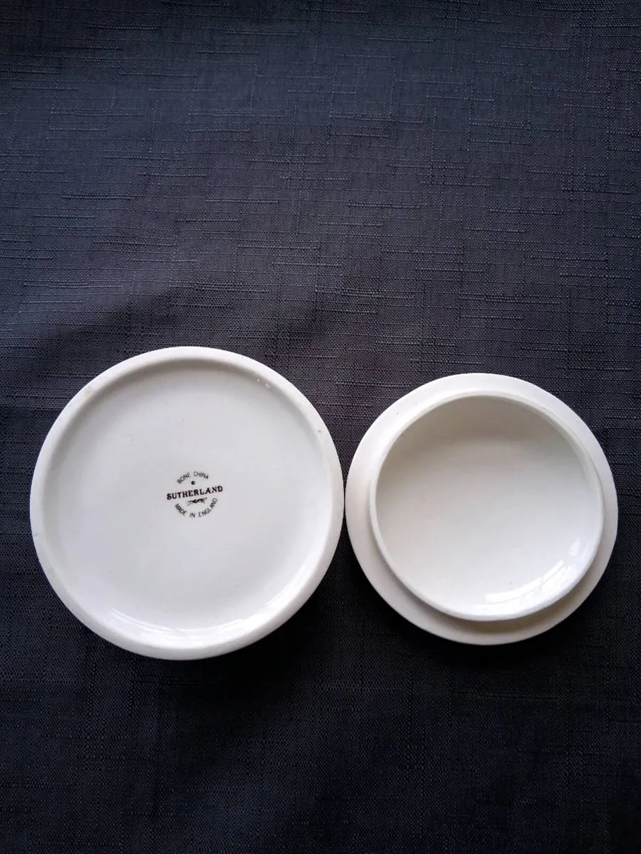 Past Royal Wedding Memorabilia - Image 3