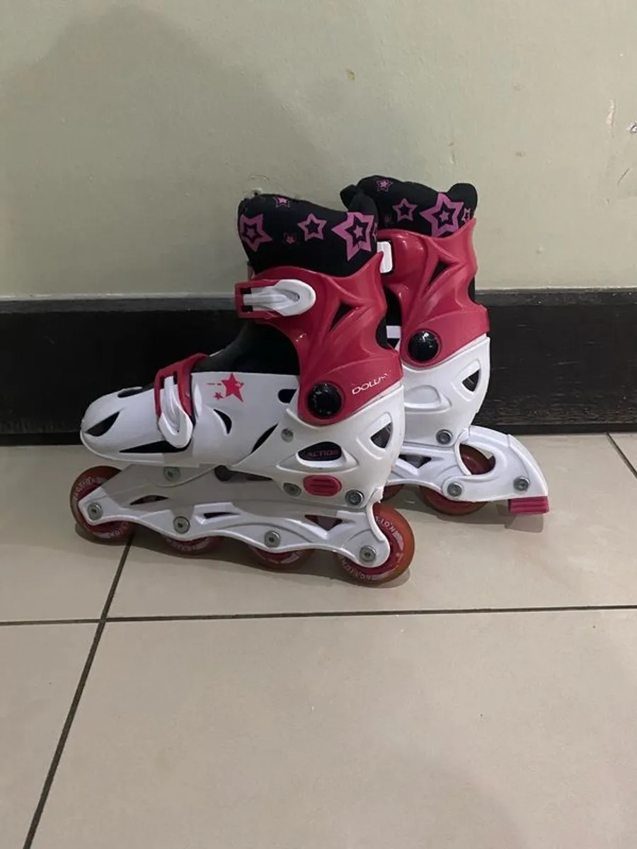 rollerblades - Image 1