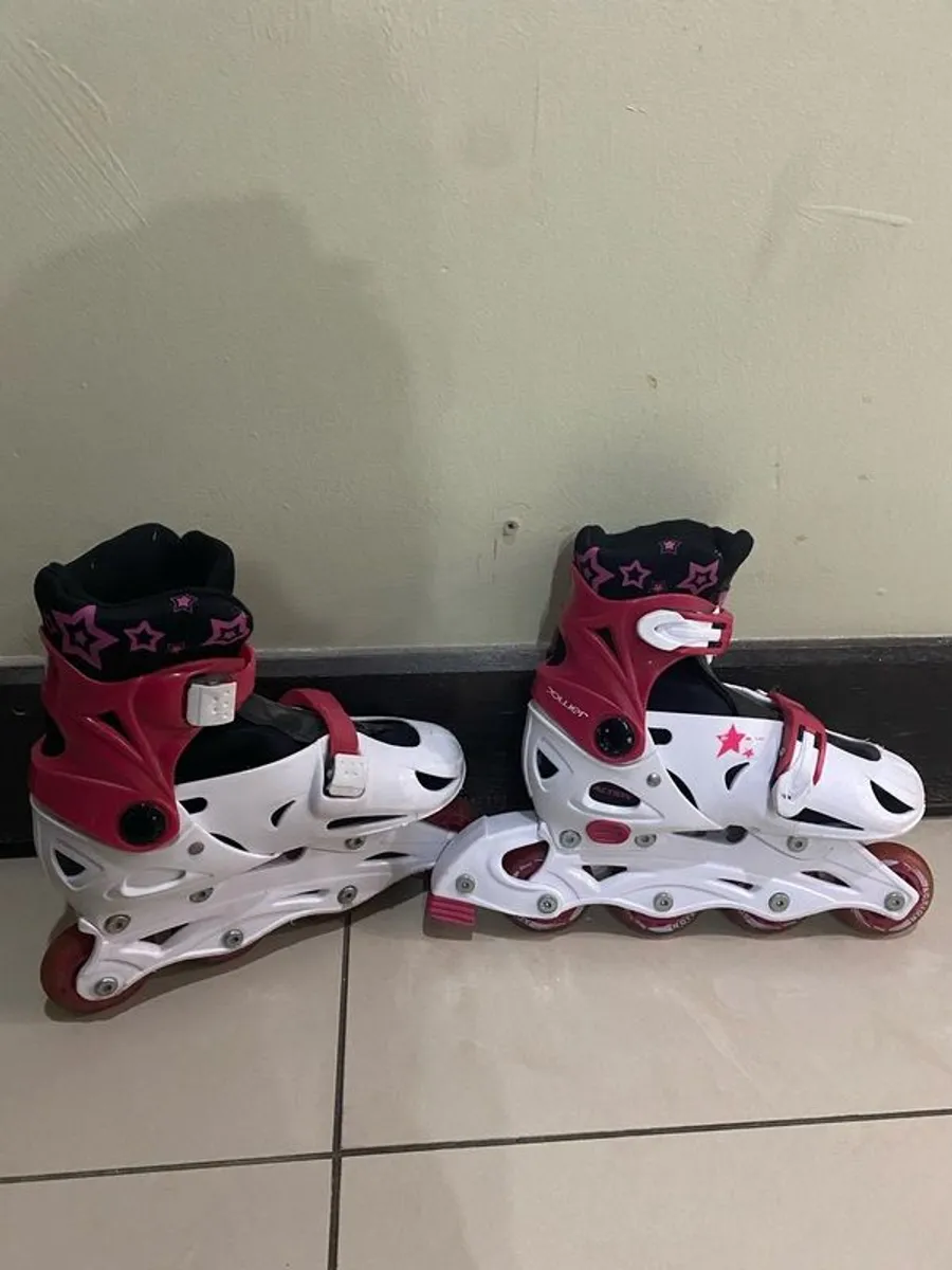 rollerblades - Image 3
