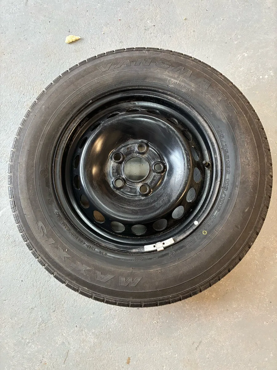 Crafter new spare wheel - Image 2