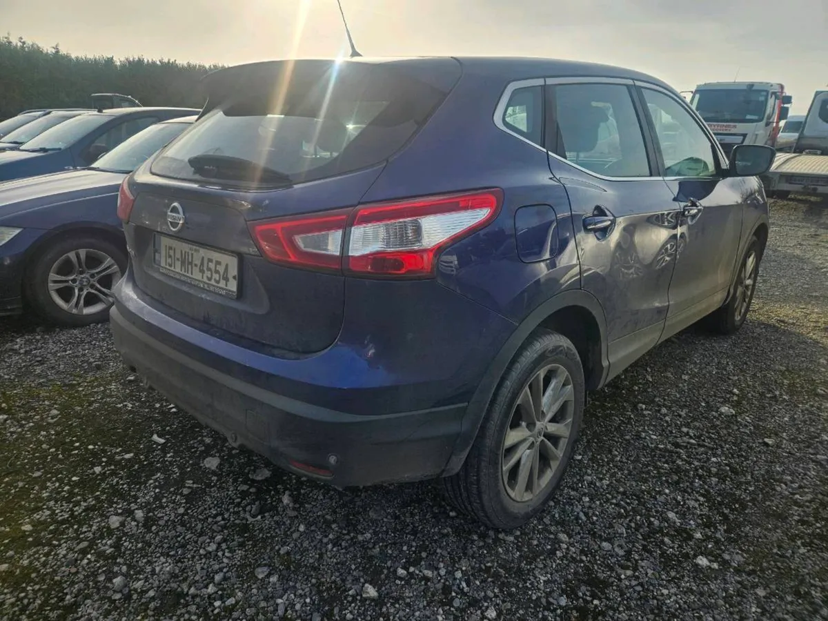 2015 nissan qashqai petrol - Image 4