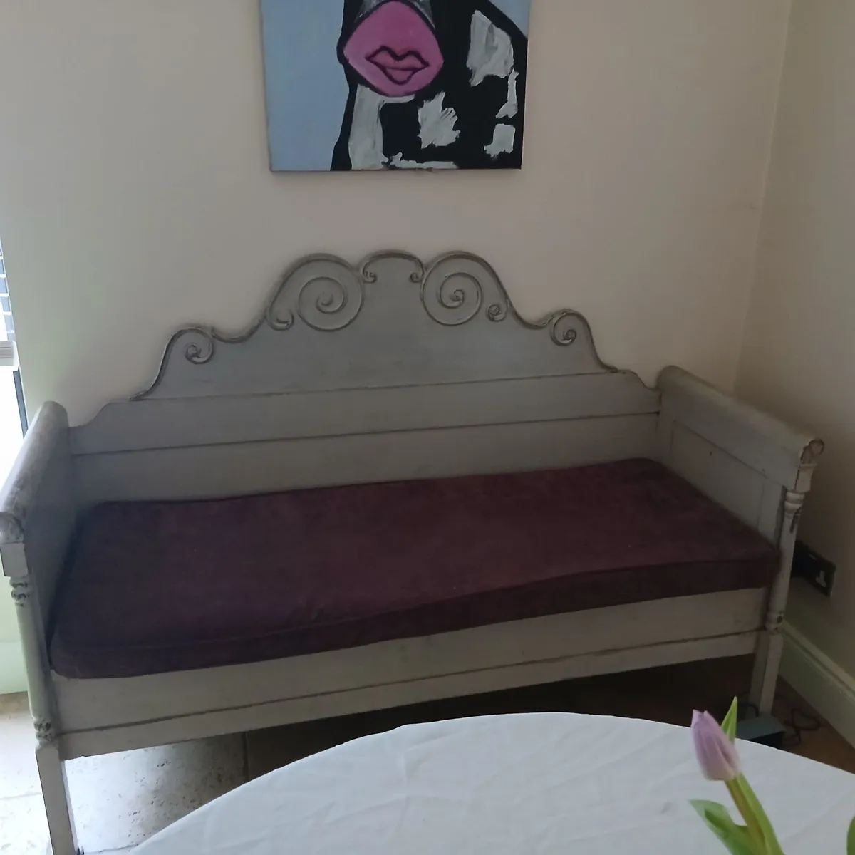 Gustavian style storage bench - Image 2