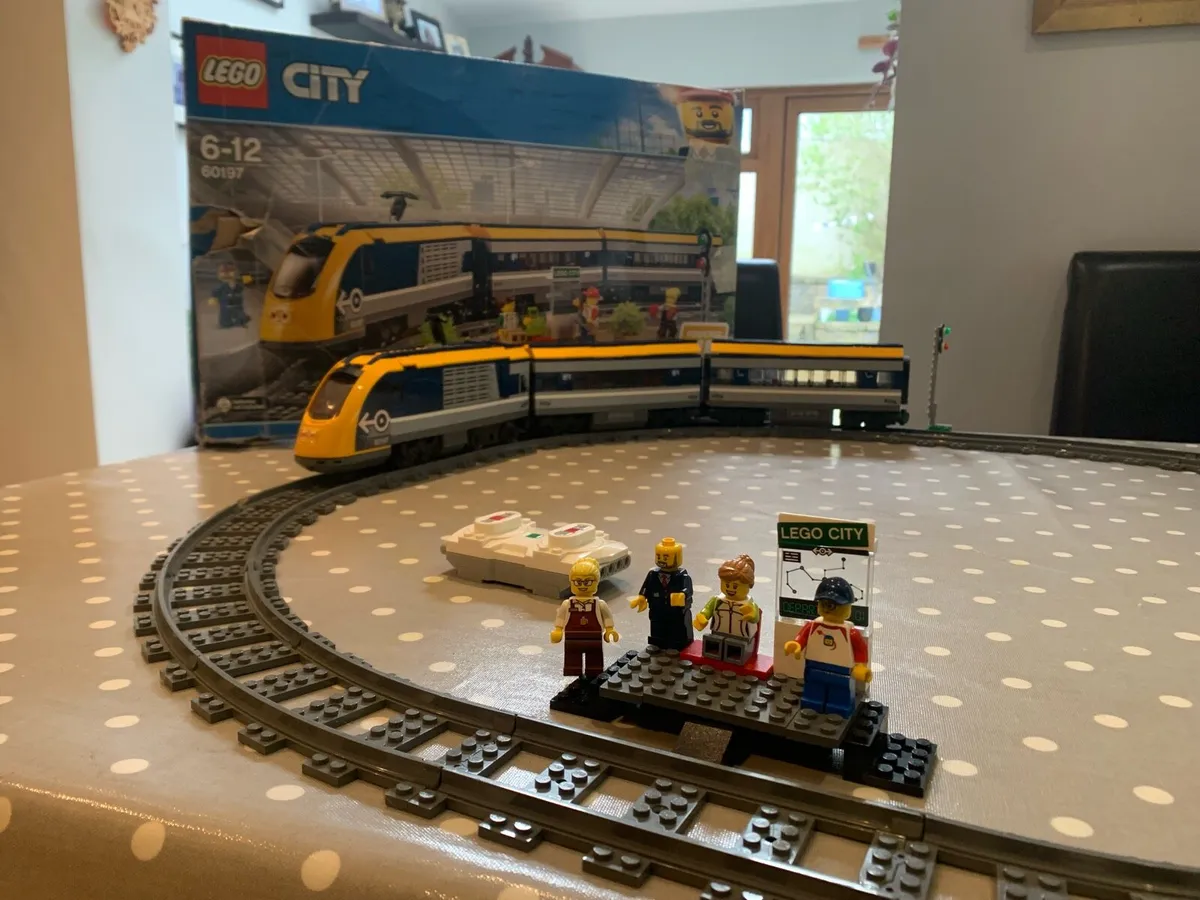 Remote control Lego train - Image 3