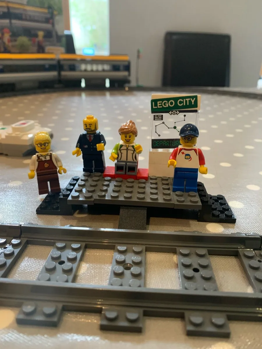 Remote control Lego train - Image 4