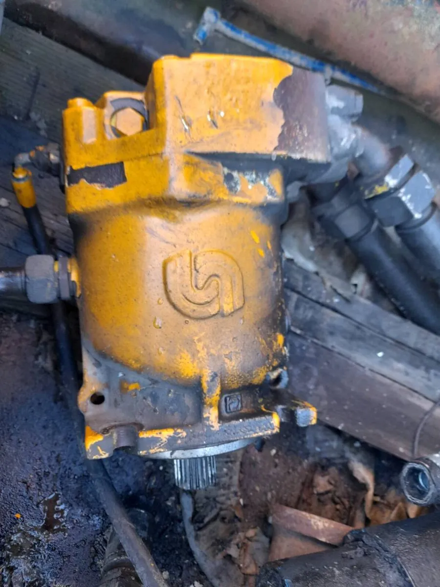 Concrete Mixer Bottle for Parts - Image 2