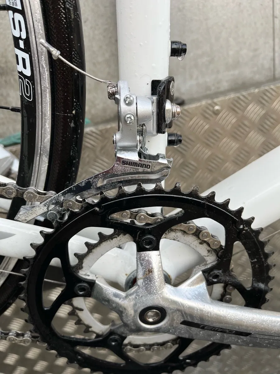 Exquisite Vintage Racer - Image 3