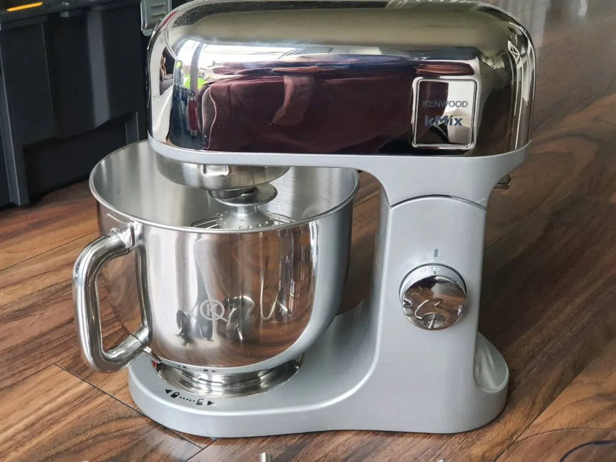 Kenwood KMix 1000W Chrome edition - Image 1