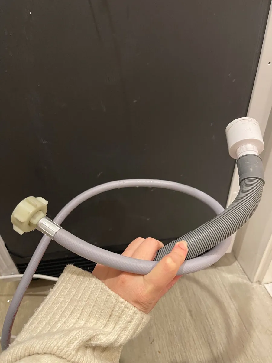 LOGIK full size dishwasher - Image 4