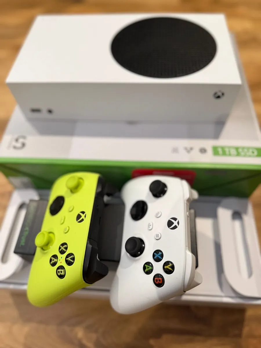 Xbox Series S 1TB – Robot White - Image 1