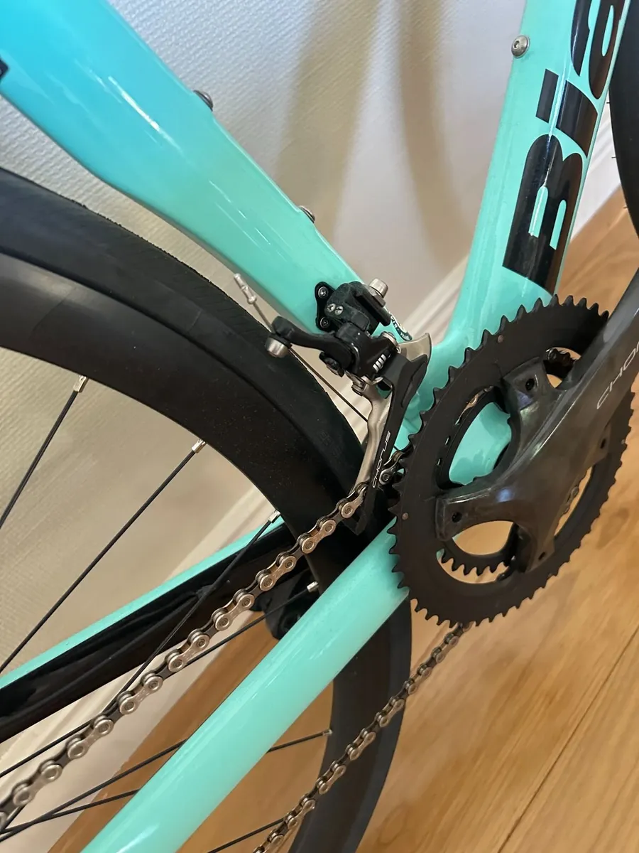 racing bike - Image 1