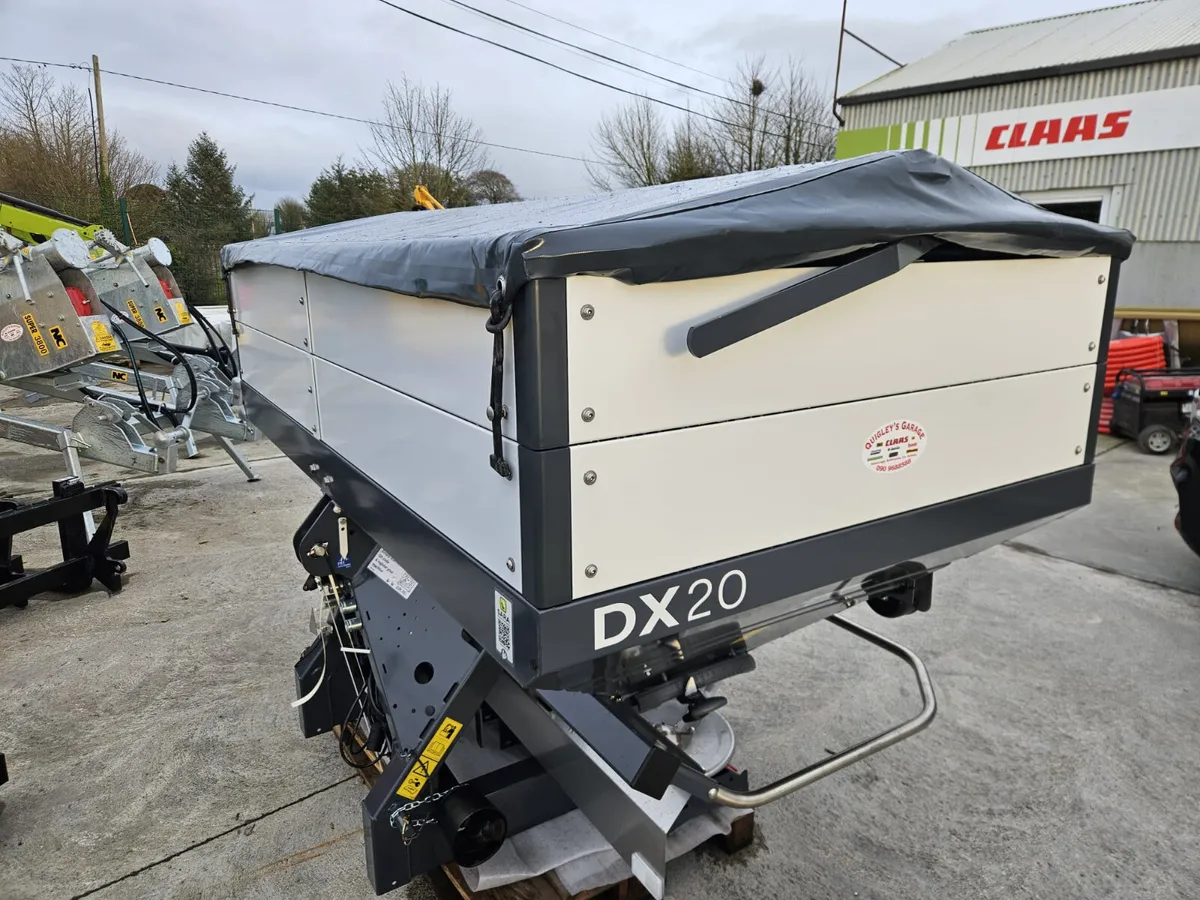 SKY FERTILIZER  SPREADER - Image 4