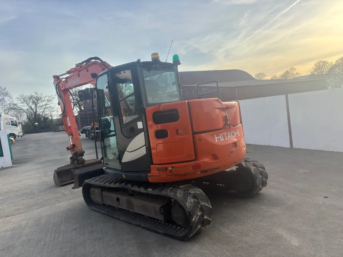 Hitachi 85 year 2018 - Image 3