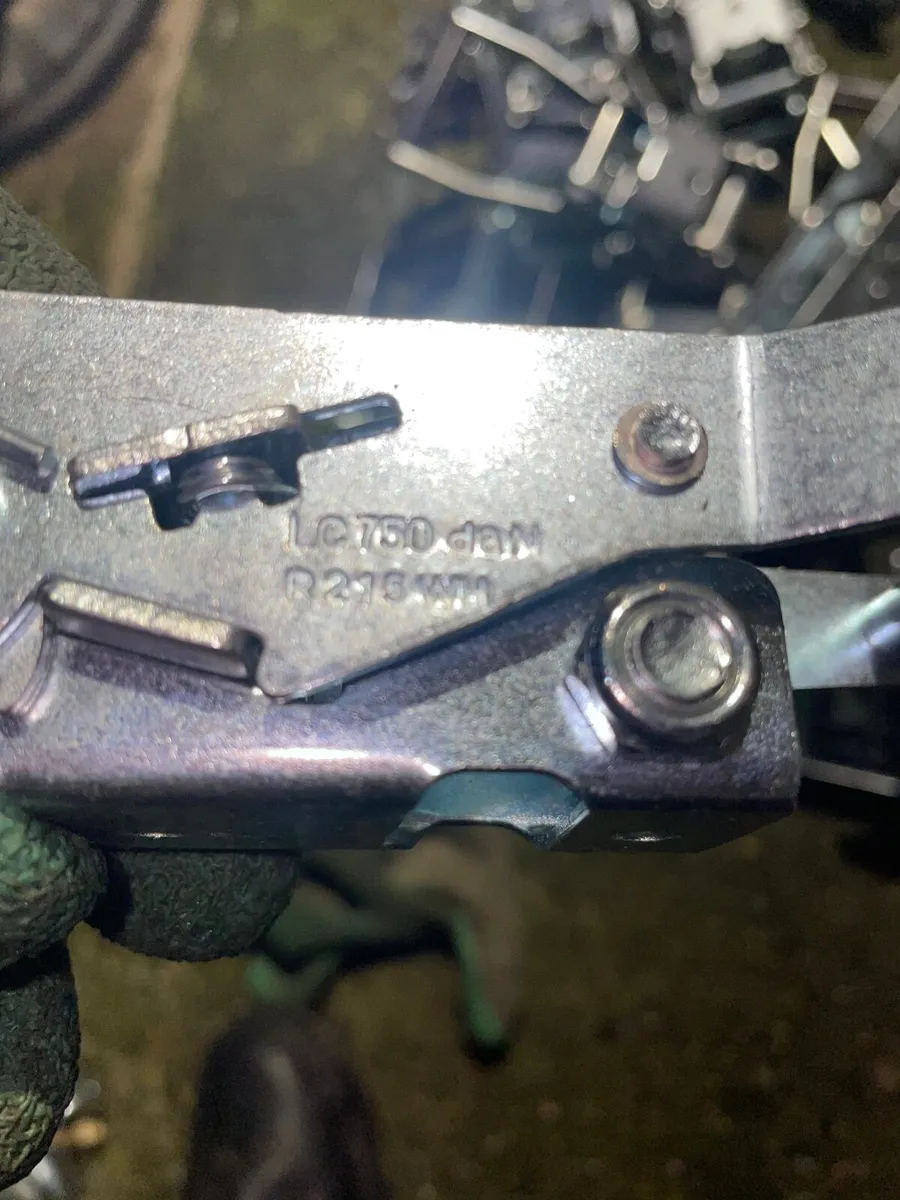 Around 90 ratchets - Image 3