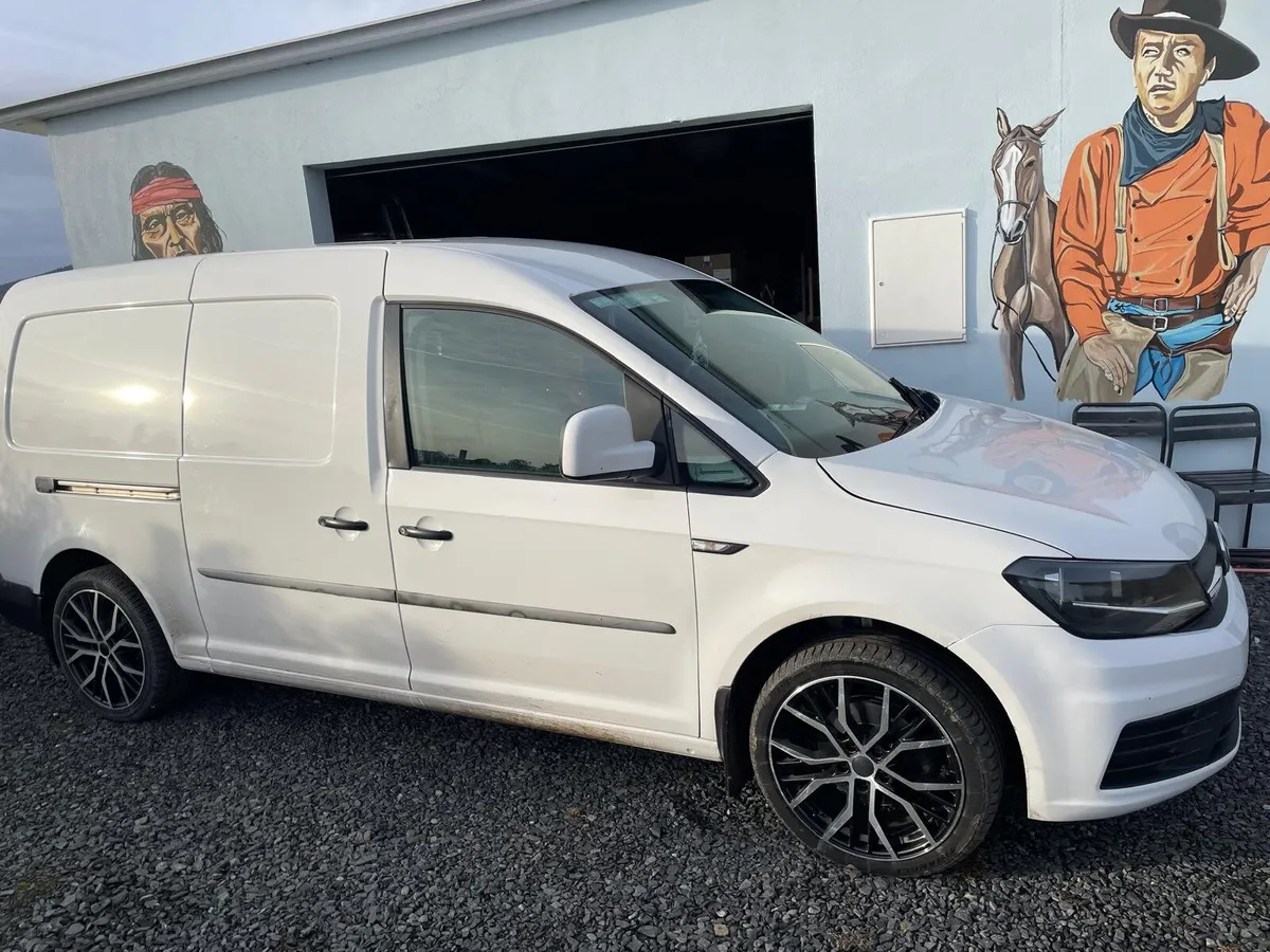 Volkswagen Caddy Maxi - Image 2