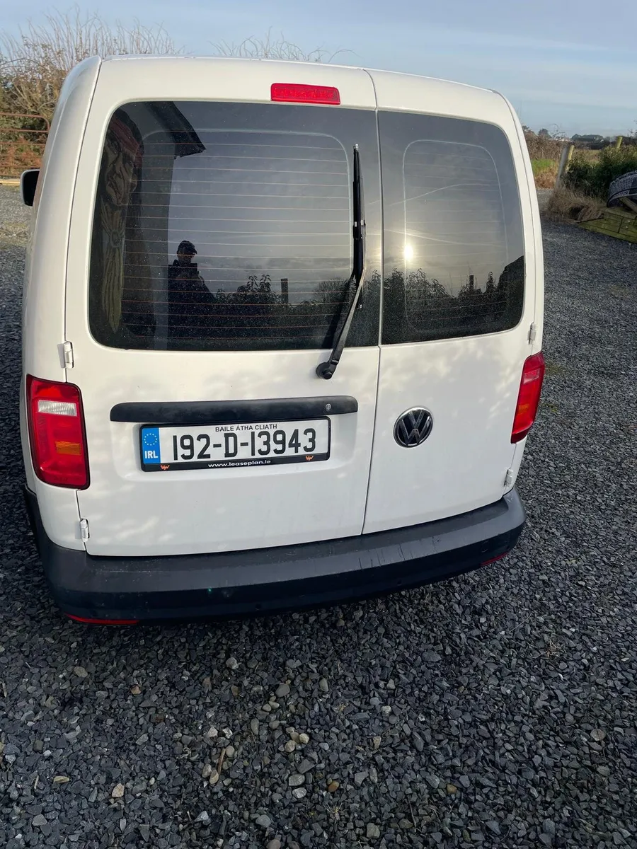 Volkswagen Caddy Maxi - Image 3