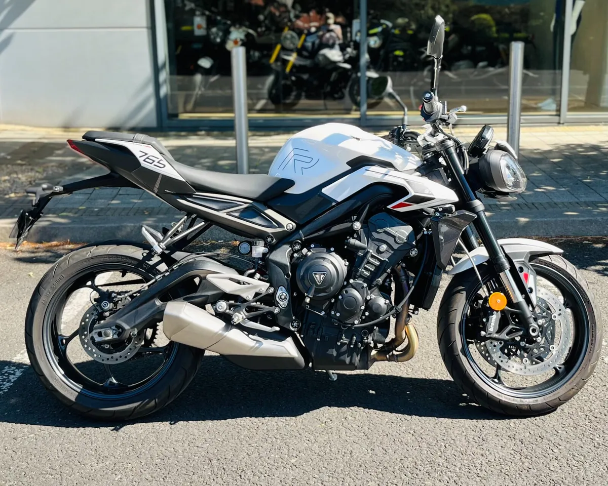 TRIUMPH STREET TRIPLE R €199 per month - Image 1