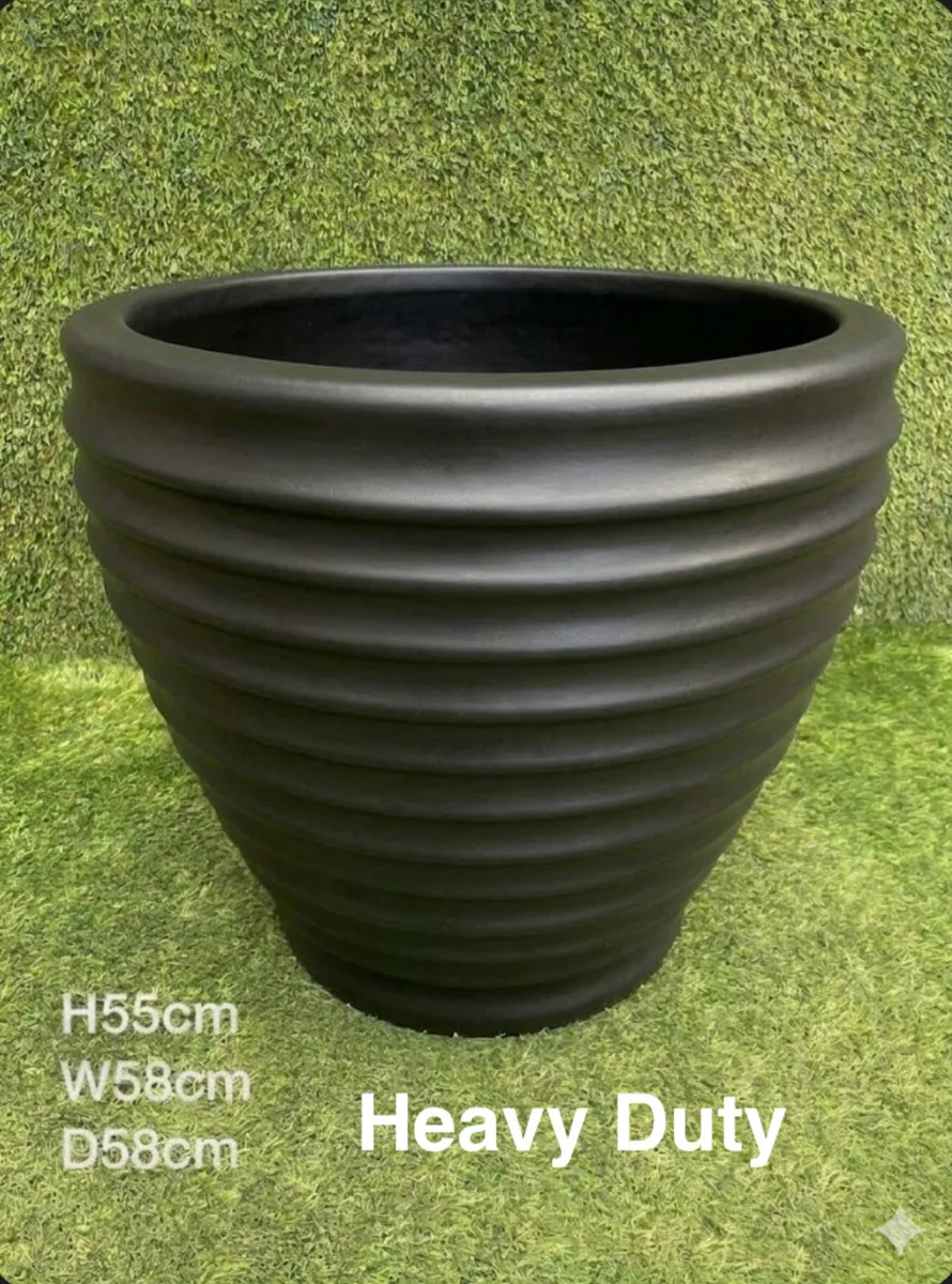 GARDEN ORNAMENTS N39 Y165 - Image 1