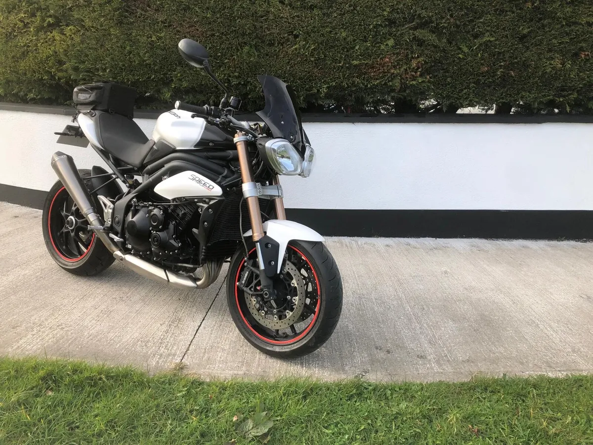 Triumph 1050cc speed triple - Image 4