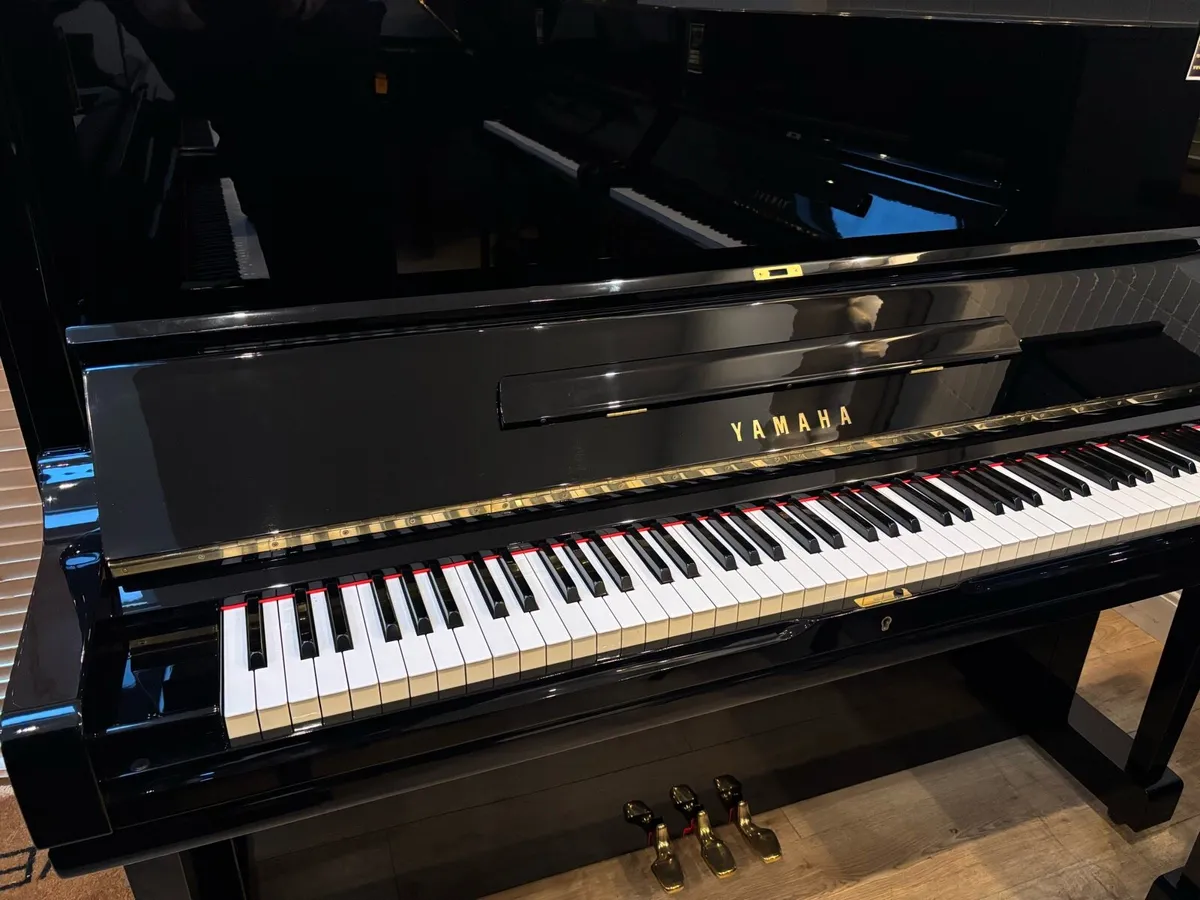 Yamaha U1 Piano