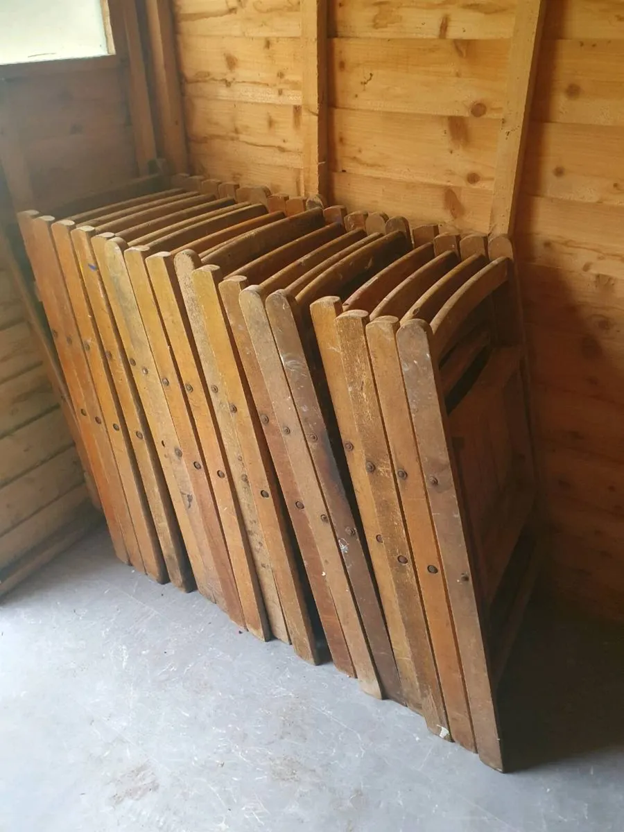 Folding chairs for sale - Image 3