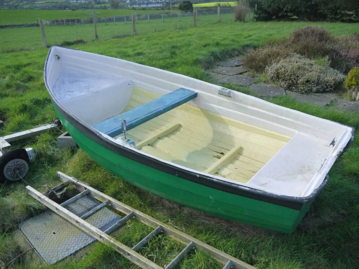 Punt for Sale - Image 1