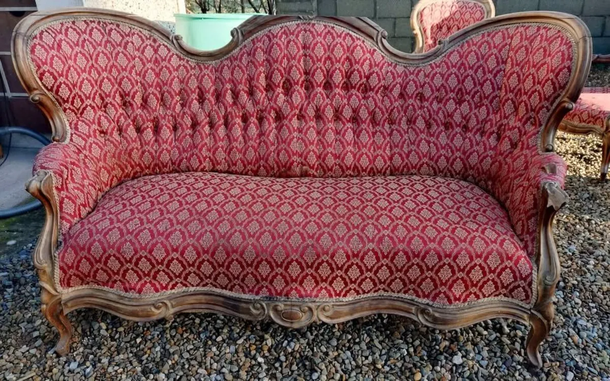Vintage Couch & Two Chairs (water Damaged). - Image 1