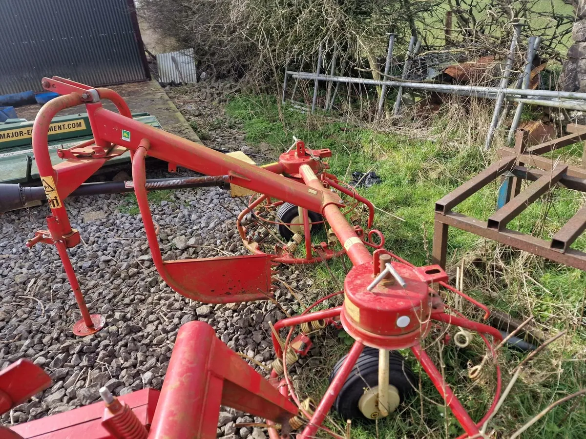 Mesco roll drum mower and haybob - Image 2