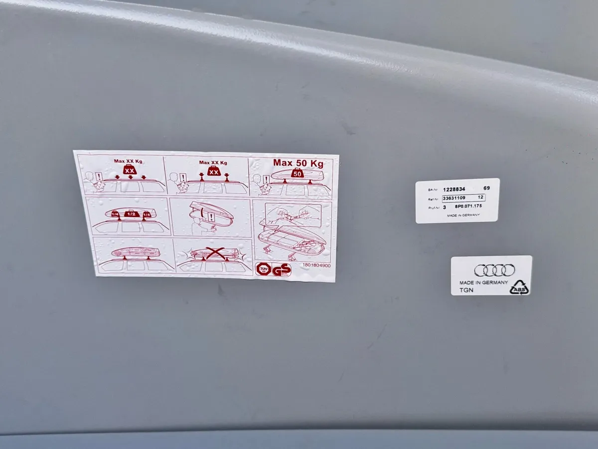 Genuine Audi Roof Box + Q5 Roof Bars (OEM Set) - Image 3