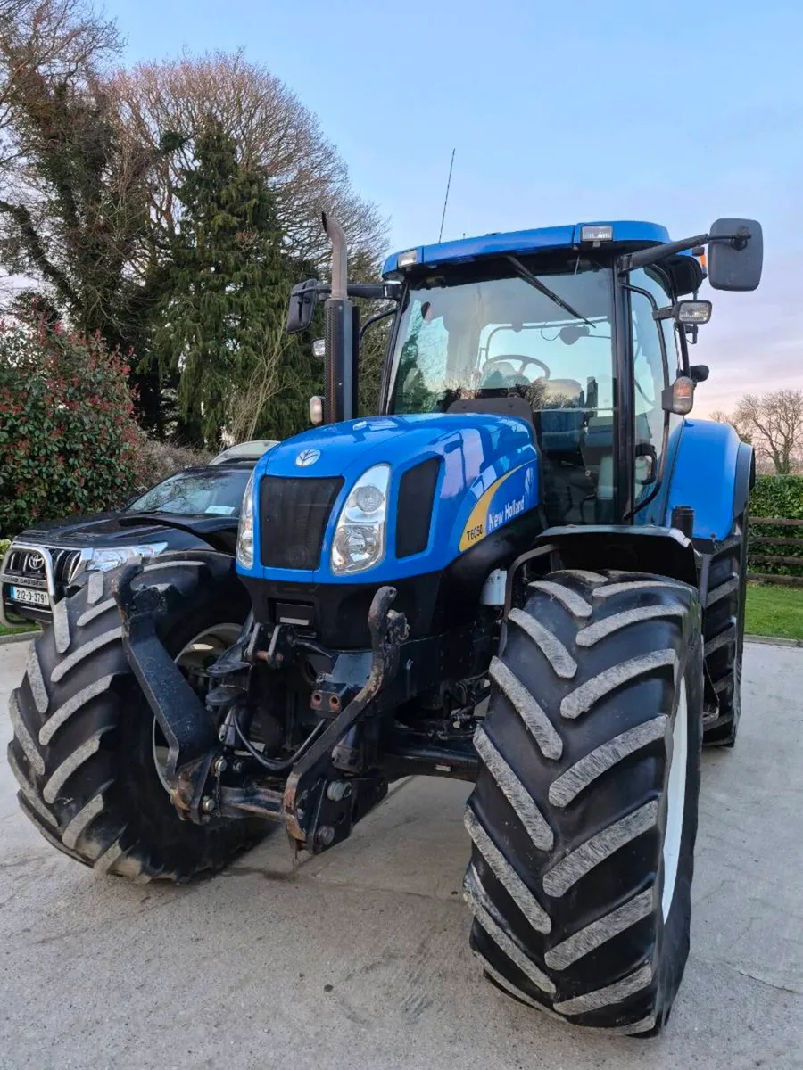 New Holland T6050 R/C 2009 7600hrs - Image 2