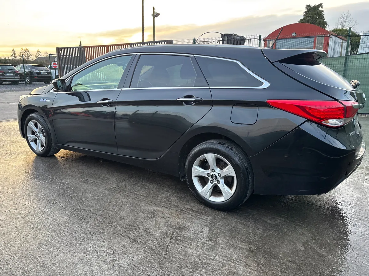 2013 Hyundai i40.   Diesel - Image 3