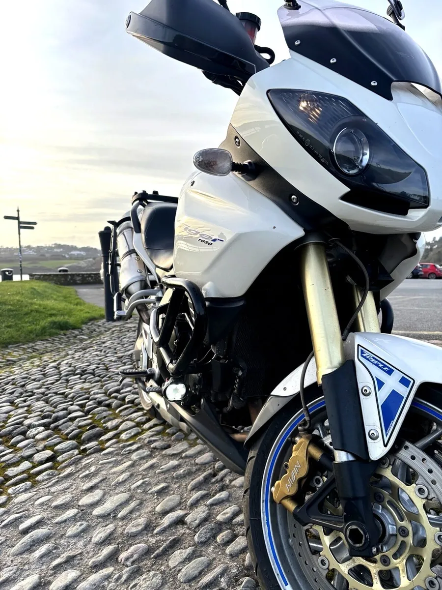 Triumph Tiger 1050 - Image 2