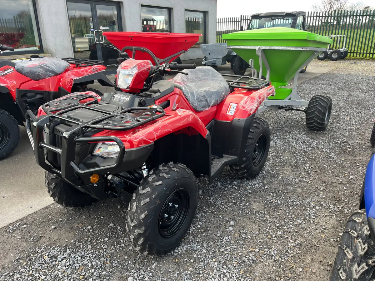 Honda TRX520 & Spreader €76 per week - Image 4