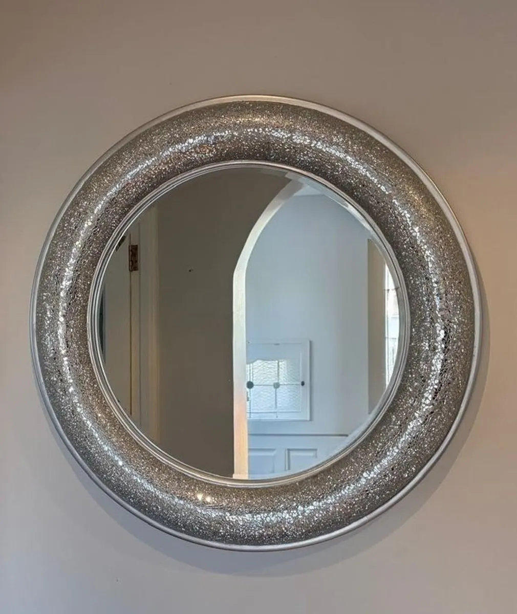 Mirror - Image 1