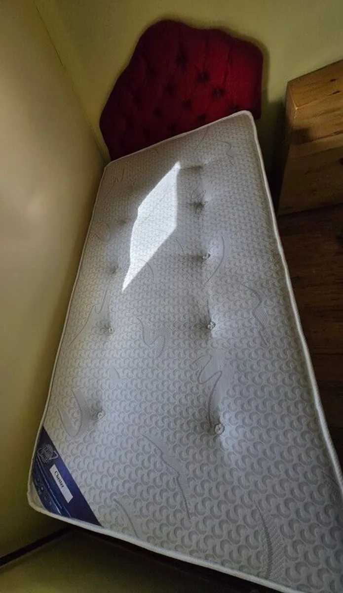 Single bed - Image 3