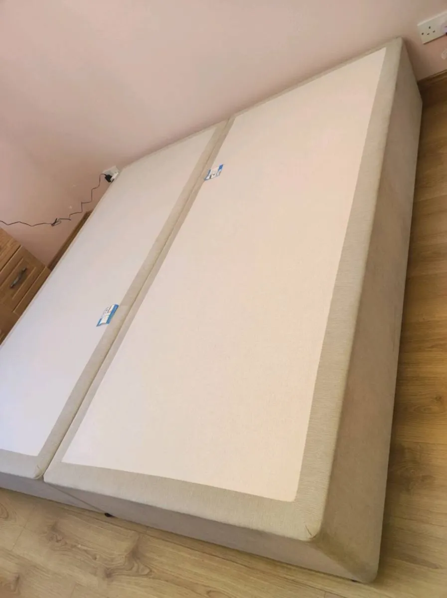 Various furniture - Image 1