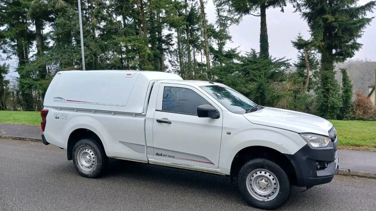 221 Isuzu dmax single cab 4x4 - Image 4
