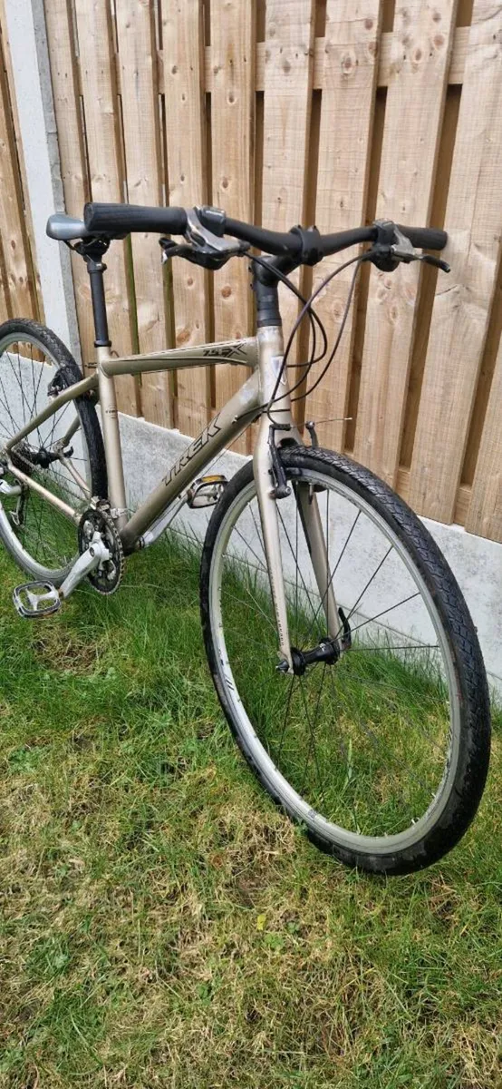 Trek 7.5 with carbon fork ( serviced )( delivery ) - Image 4