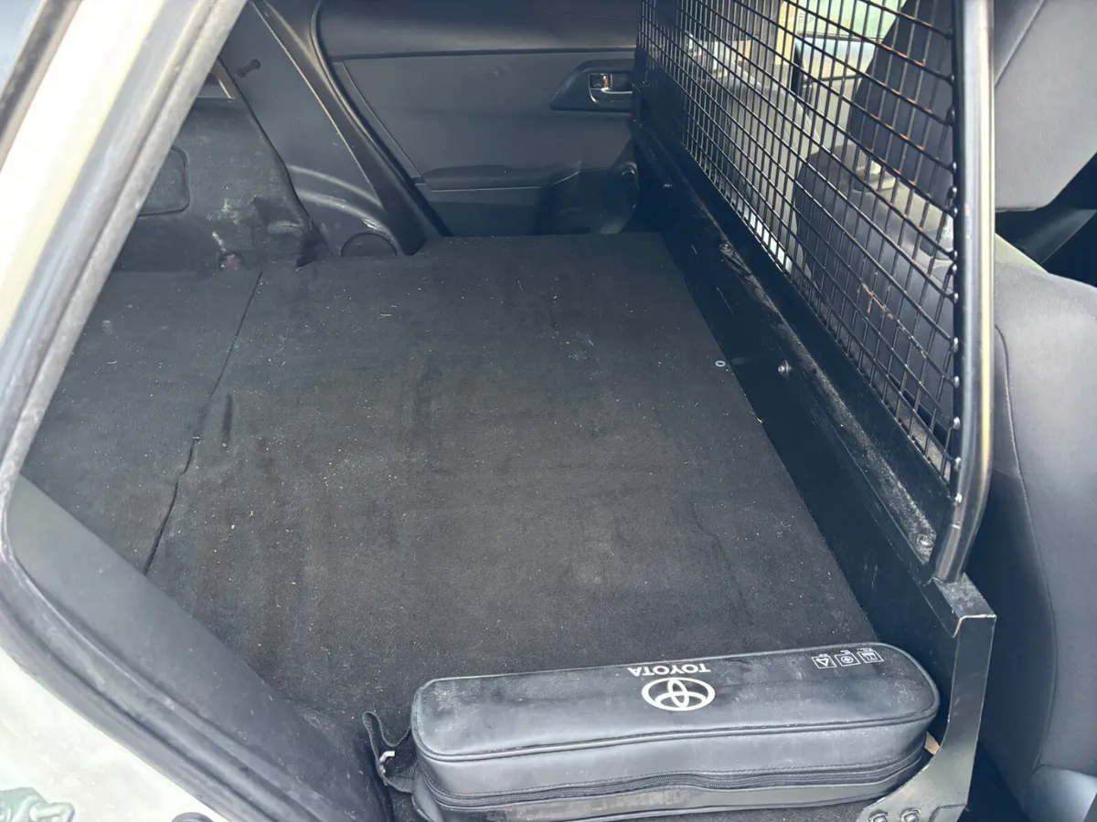 2018 Toyota Auris Light Damage - Image 4