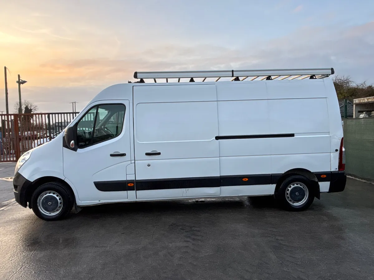 2019 Renault Master 148km - Image 4