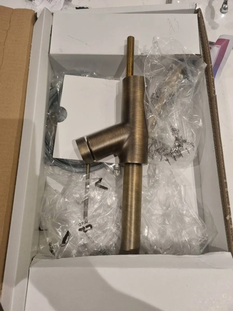 Brass kitchen tap NEW - Image 2